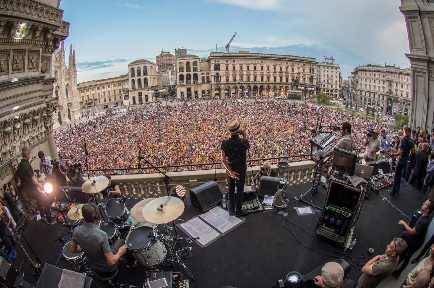 Subsonica-Live-with-Samsung-Galaxy-Tab S-duomo-2014_2